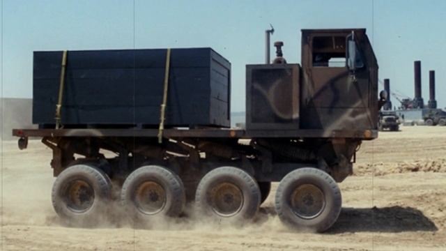 Самый уродливый вездеход армии США . Как вам такое чудо инженерной мысли? смотреть онлайн