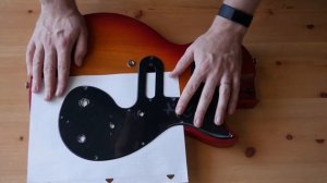 Epiphone SL : P90 и фанерный пикгард