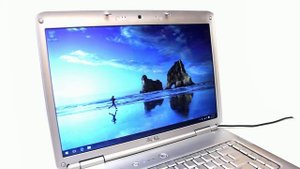 WINDOWS 10 running on DELL INSPIRON 1520