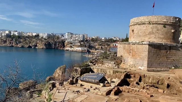 ПОЧУВСТВУЙ АТМОСФЕРУ АНТАТАЛИИ. Главный парк горда Караалиоглу смотреть онлайн