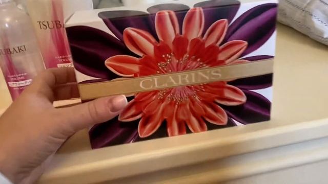 ??покупки косметики Dior, Clarins, Shiseido, Kenzo и пр.?? смотреть онлайн