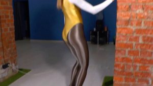 XENIA S (BROWN)_SPX