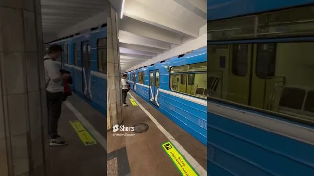 Метро Красный проспект, Сибирская, Метрополитен, Новосибирск, Сибирь, Новониколаевск,