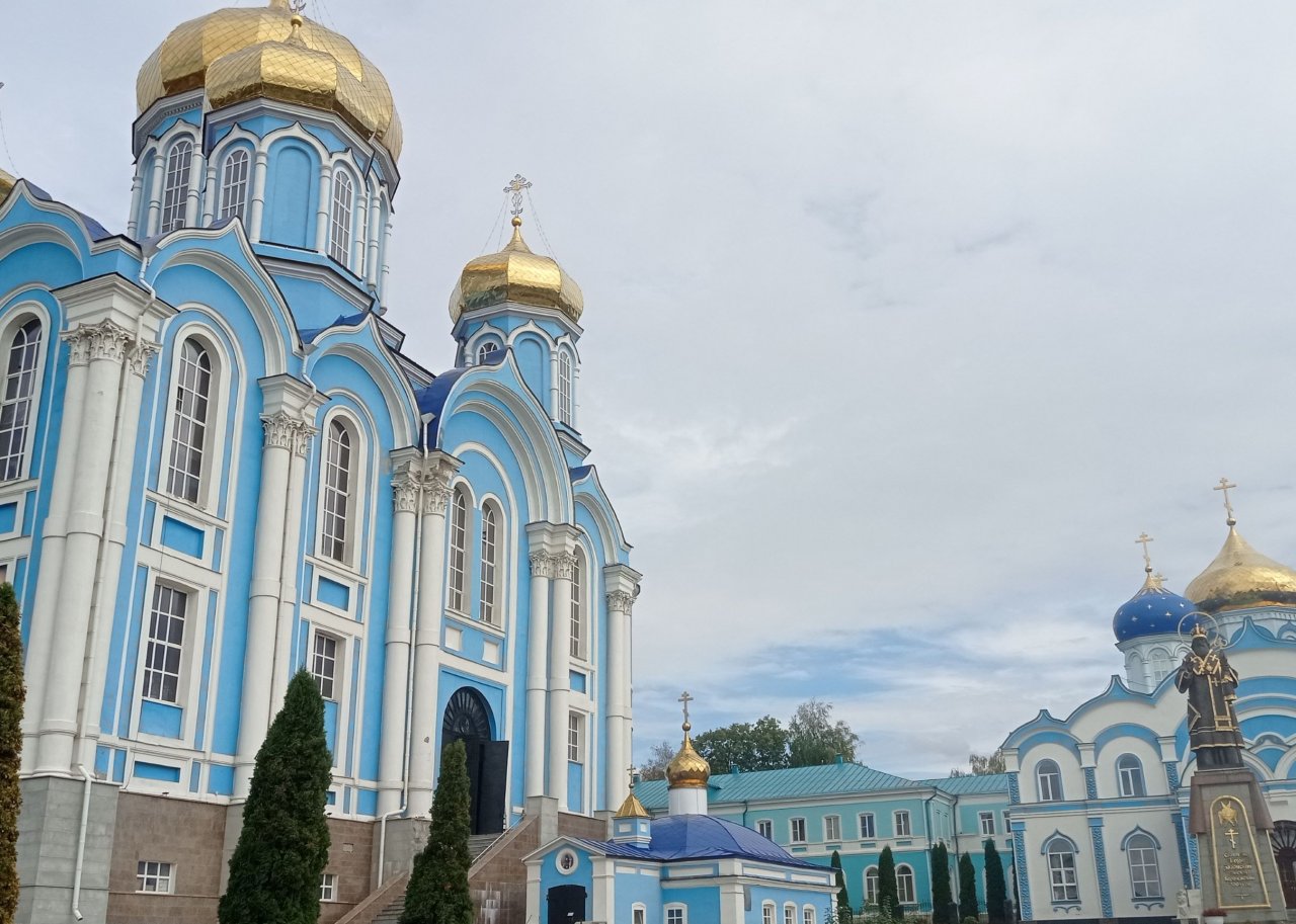 Задонск липецкая область достопримечательности. Задонский мужской монастырь. Задонский монастырь русский Иерусалим. Задонский мужской монастырь фото.