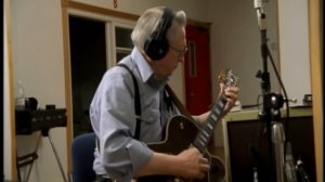 Paul McCartney playing That's All Right, Mama with Elvis' original band (Enhanced Video HD 1440P)