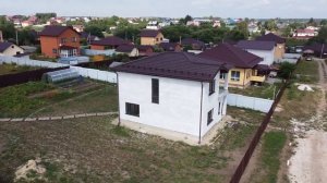 Красивый двухэтажный дом из газобетона