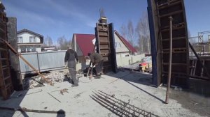 Заливаем колонны. Процесс строительства. Вот как надо строить!
