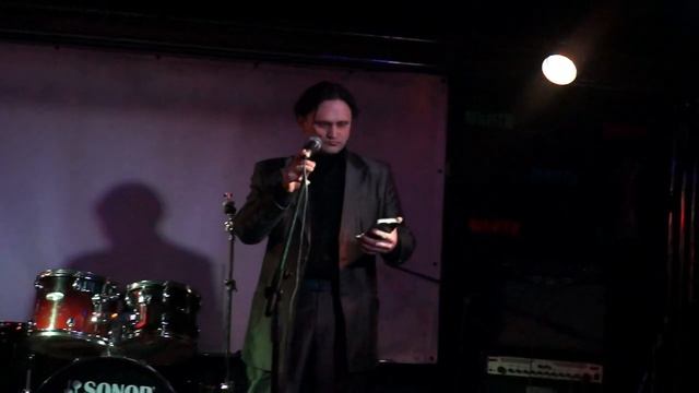 Виталий Лошкарёв - кавер на песню Ромы Жукова "Первый снег" - кастинг смотреть онлайн