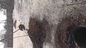 Самодельный земляной бур из строительного миксера.