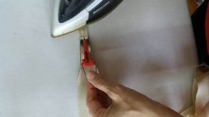 Самое удобное приспособление для изготовления косой бейки.