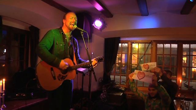 Moon Island-Mathias Biffen Larsson.mov смотреть онлайн