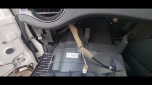 How to remove Renault Koleos heater blower motor H45 ,2008-2015