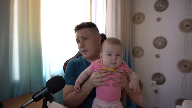 Красно-розовые пятна на памперсе у грудничка (девочка/мальчик, 3-9 месяцев). Уратные камни. Наш опы смотреть онлайн