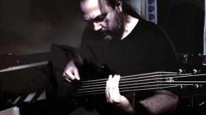 Buddy Walkin - Harley Benton B-650 Fretless BK Progressive