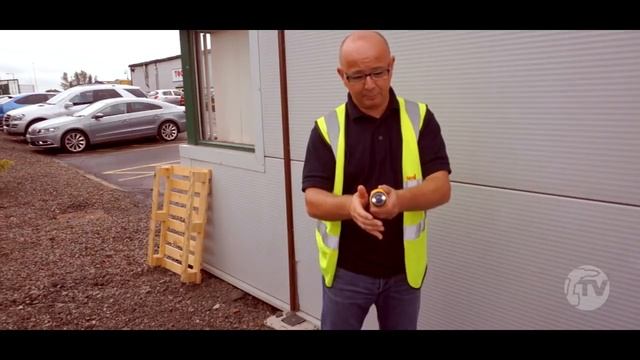 Dewalt DCF680G2 7.2V Motion Activated Screwdriver - a TOOLSTOP DEMO смотреть онлайн