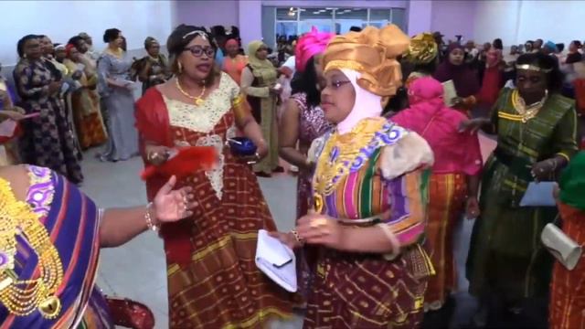 REMIX KALIDJA MMONA YE MOINA (ZAZA) BY DEEJAY MOMO смотреть онлайн