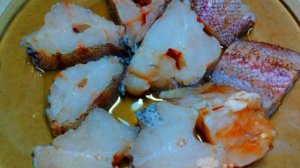 Лемонема тушеная с луком