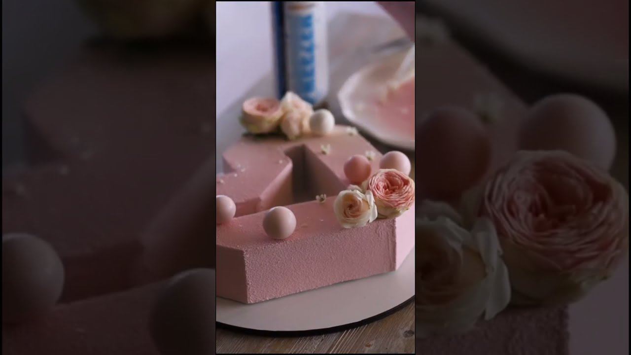 Торт-сердце — подарок тому, кого любишь #shorts смотреть онлайн
