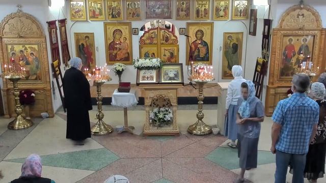 Богослужение в Храме святых целителей Косьмы и Дамиана г. Екатеринбург. смотреть онлайн