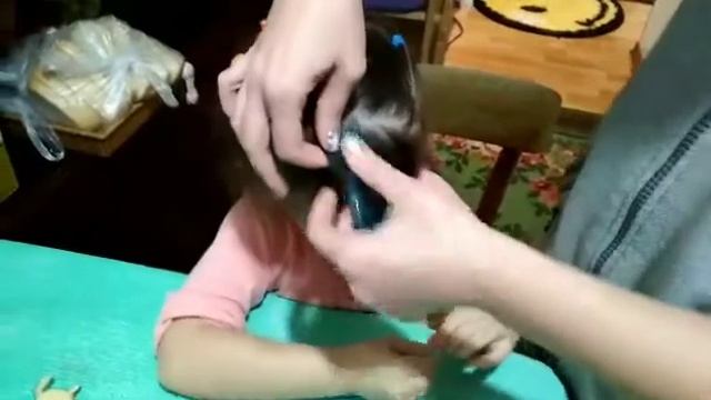 #Слайм на волосах ребенка# смотреть онлайн