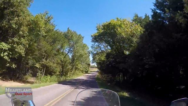 Honda Africa Twin, Water Crossing at the Blue River, CRF 1000L Traction Control смотреть онлайн