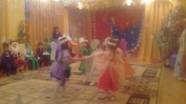 Танец бабочек в детском саду Денисовка смотреть онлайн