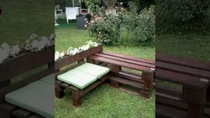 Садовая мебель из деревянных поддонов.