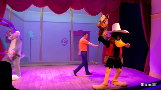 Talking Bugs Bunny & Daffy Duck - Warner Bros World Theme Park смотреть онлайн