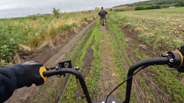 Покатушки на минибайках 2 Городище, Петропавловка, Цроходня, Курская область , Советский район смотреть онлайн