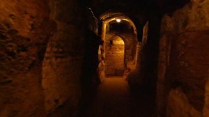 ANCIENT ROME: Inside the ancient CHRISTIAN CATACOMBS ✝️ of San Callisto (Italy)