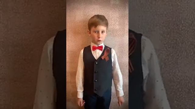 1) «Еще тогда нас не было на свете…» М. Владимиров, исполняет Генрих Гейм смотреть онлайн