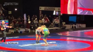 Магомед Магомаев завоевал золото на Чемпионате России по вольной борьбе