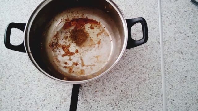 Рецепт праздничного блюда - ЦЫПЛЕНОК ТАБАКА (тапака)