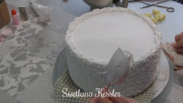 Оформление свадебного торта белково-заварным кремом. смотреть онлайн