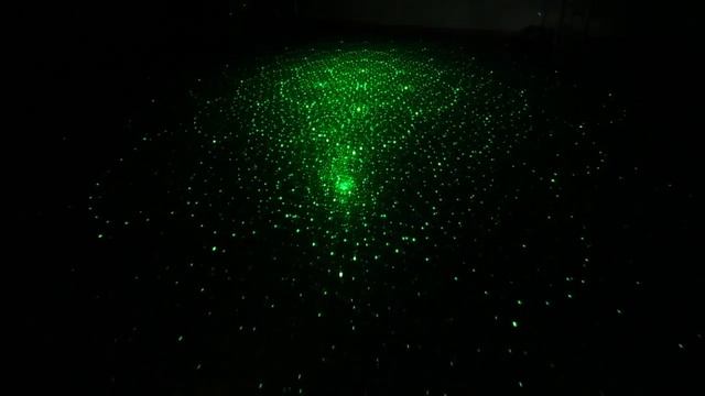 Новогодний лазерный проектор Уни Хаусс смотреть онлайн