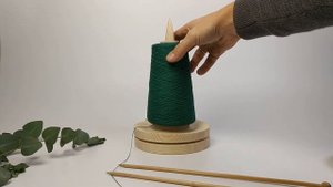 Держатель для пряжи