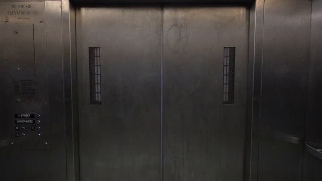 Green screen - Elevator Doors смотреть онлайн