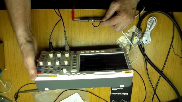Осциллограф fnirsi 1014d назначение кнопок. Fnirsi 1014d 100 мгц. Осциллограф finirsi 1013d примеры работы. Fnirsi 1014d 100 мгц. Мультиметр осциллограф mustool mt8208.