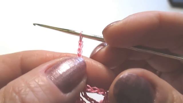 Красивый квадратный мотив крючком. Beautiful square motif crocheted. смотреть онлайн