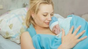 ПРОЦЕДУРЫ ПЕРЕД РОДАМИ | Что делают беременной женщине при поступлении в роддом