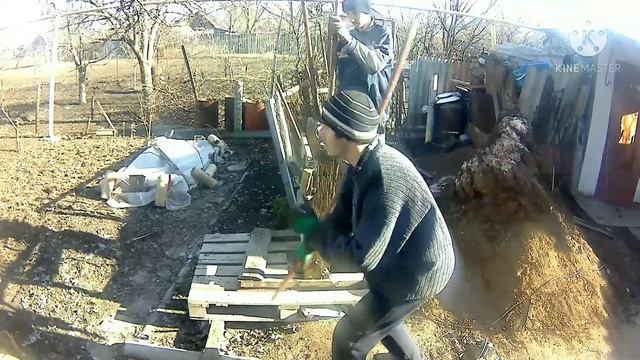 Углубили 8-ми м скважину до 9,20м (4 часть) смотреть онлайн