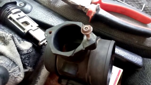 Опель Омега Б. Замена дмрв. ДМРВ из Китая. смотреть онлайн