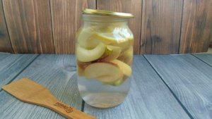 Компот из яблок и лимонов на зиму