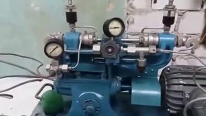 Заправка огнетушителя насосом КН-4