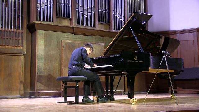 Александр Страхов – Ф. Шопен Баркарола; С. Губайдулина Чакона смотреть онлайн