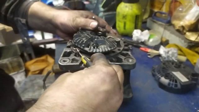 Renault megane 3 1.5 dci ремонт генератора смотреть онлайн