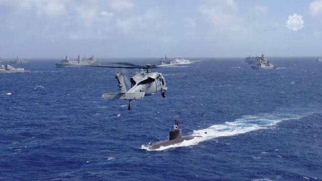 This New America's Gigantic Aircraft Carrier SHOCKED The World смотреть онлайн