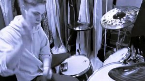 RAMMSTEIN (SONNE)   Исполняет на ударной установке  (Николкин  Артём)