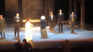 Театр им. В.Маяковского, на спектакле "Бешеные деньги" (А.Н.Островский). Поклон артистов