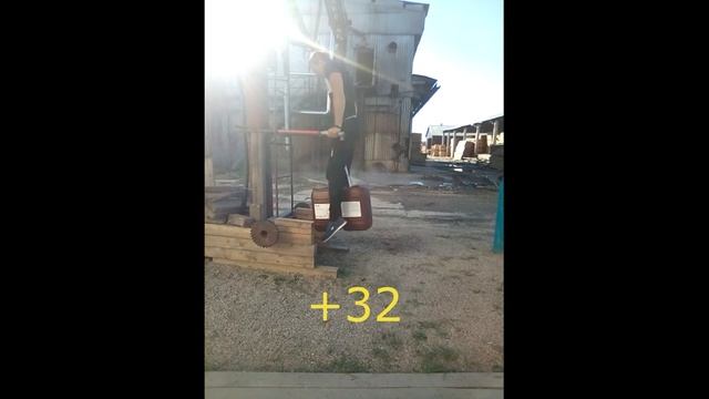 Проходка на брусьях с доп.весом до разового максимума смотреть онлайн